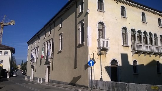 FOTO palazzo-ragazzoni-a-sacile